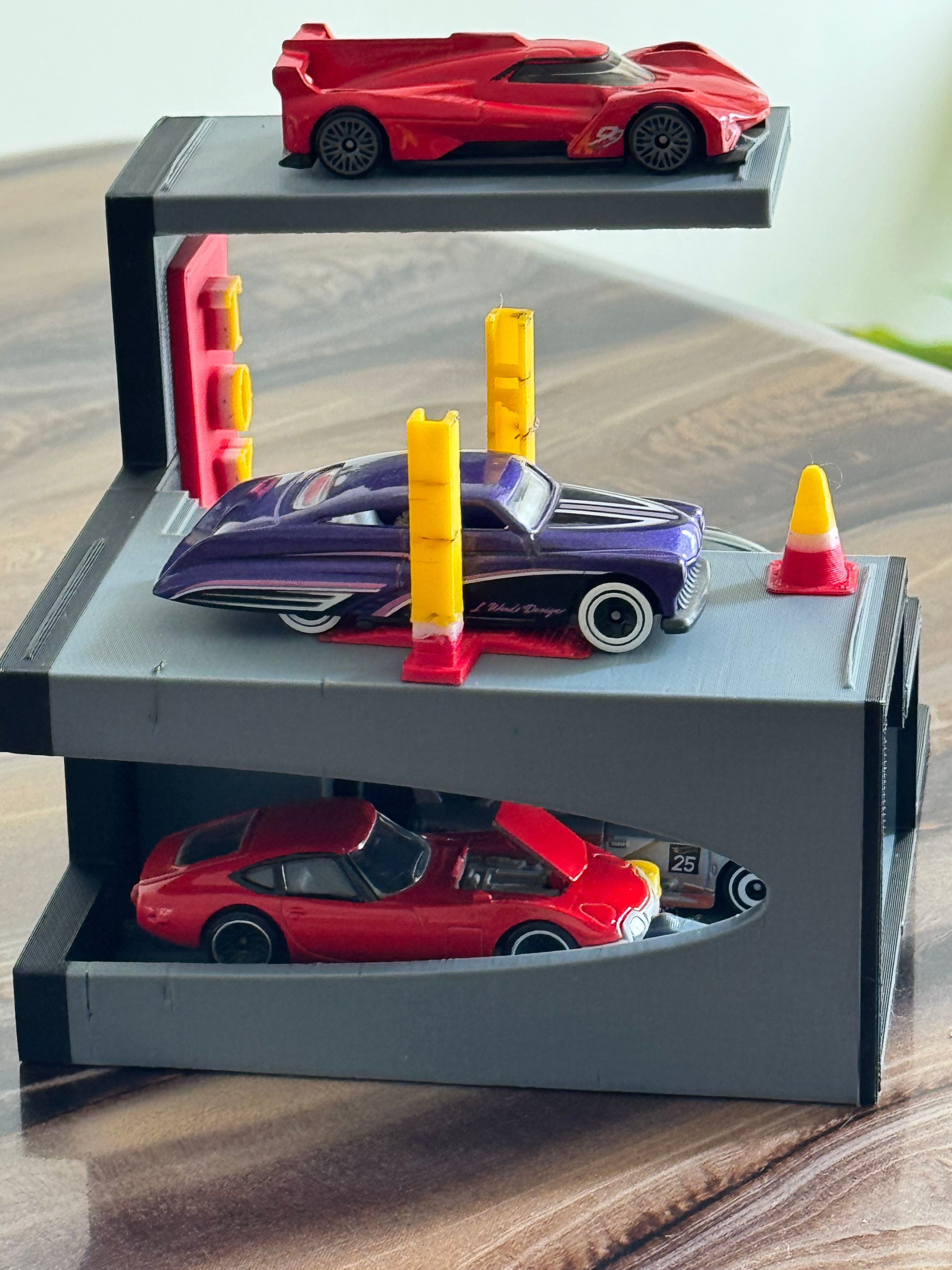 TOYO Garage Diorama (1:64 Scale)