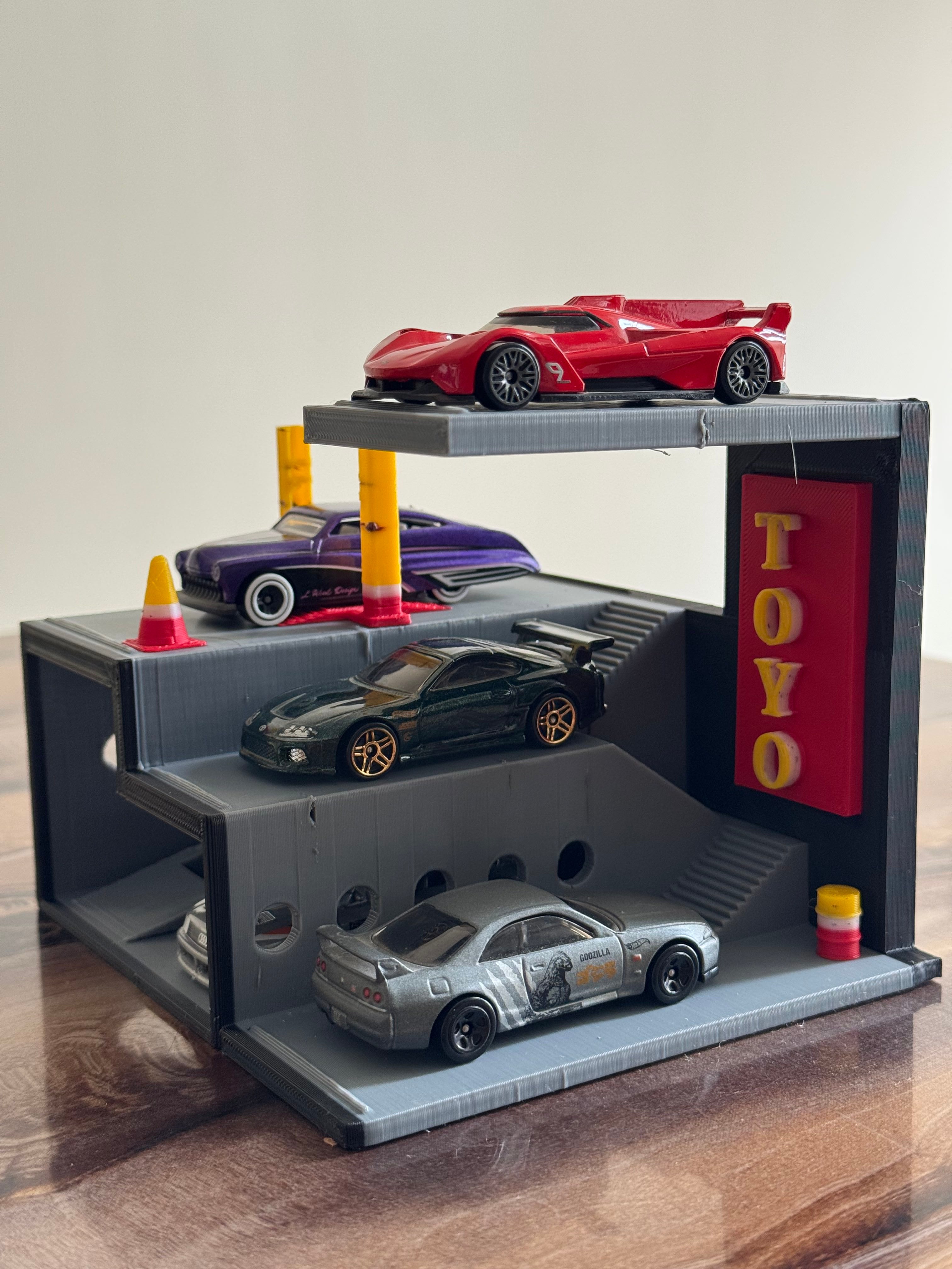 TOYO Garage Diorama (1:64 Scale)