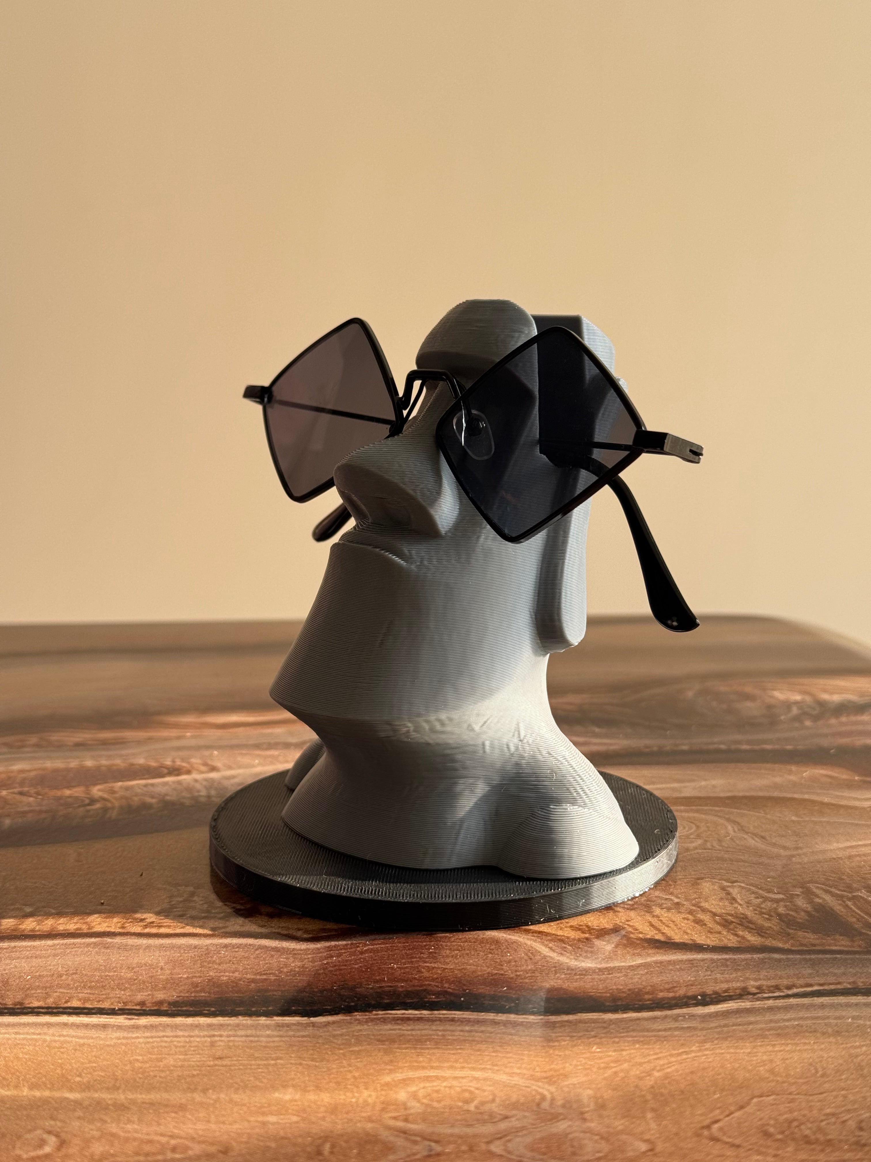 MOAI Statue Sunglass Holder